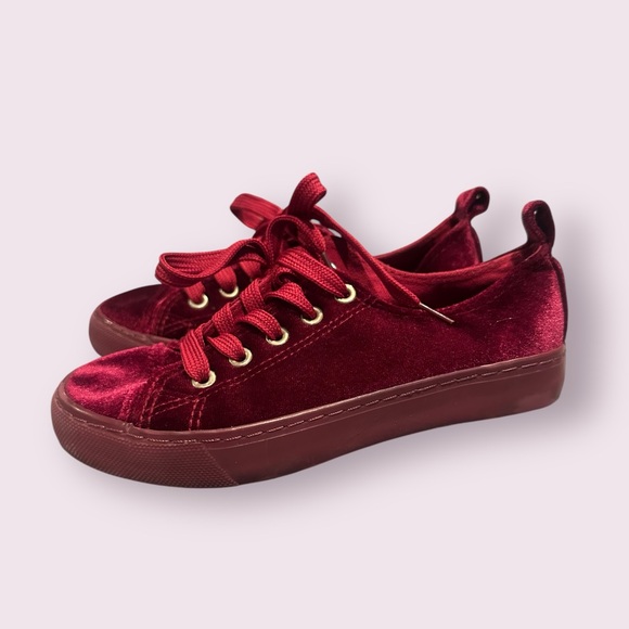 Girls Twisted Maroon Velvet Lace Up Shoes Sneakers Size 13 - Picture 4 of 7